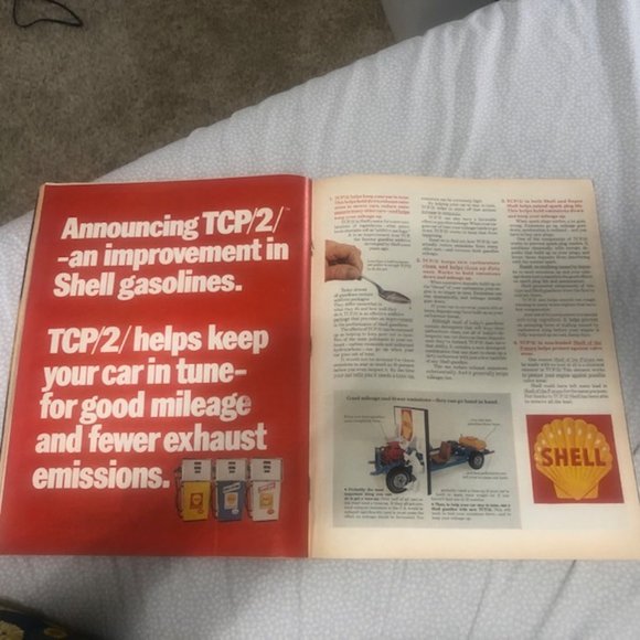 Vintage Life Mag. April 1971 - Hoover -FBI Advertisi-Vietnam-Exotics- John Deere - Picture 13 of 14